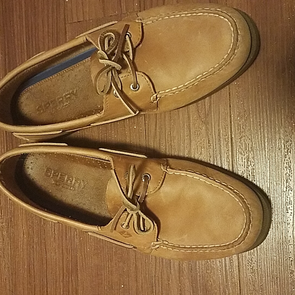 Sperry Topsiders
